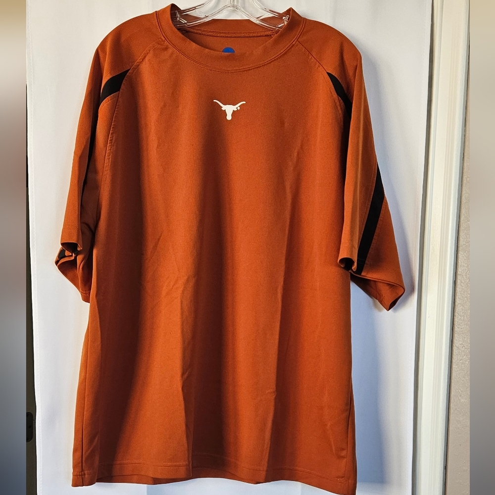Texas Longhorn short‎ sleeve athletic shirt size 2xl